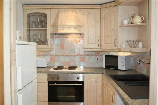 Robertsbridge Retreat At Cornhill Self Catering Apartments Номер фото
